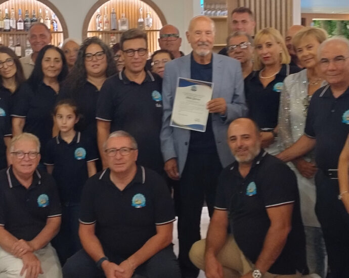 Il V.C. Brindisi onora la propria storia con un socio onorario